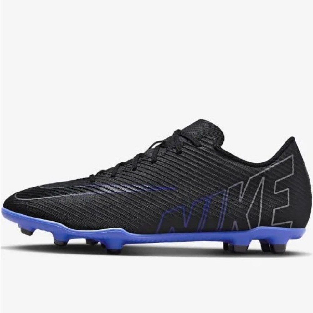 Nike Vapor 15 Cleats - men’s size 7.5